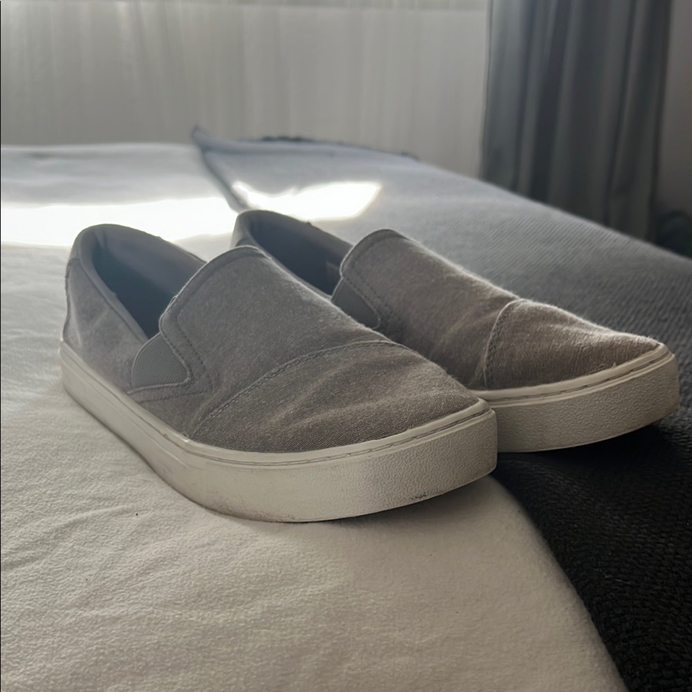 TOMS Gray Slip-on Sneaker